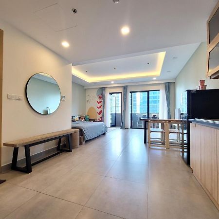 Q House- Flc Sea Tower Apartment Quy Nhon Bagian luar foto